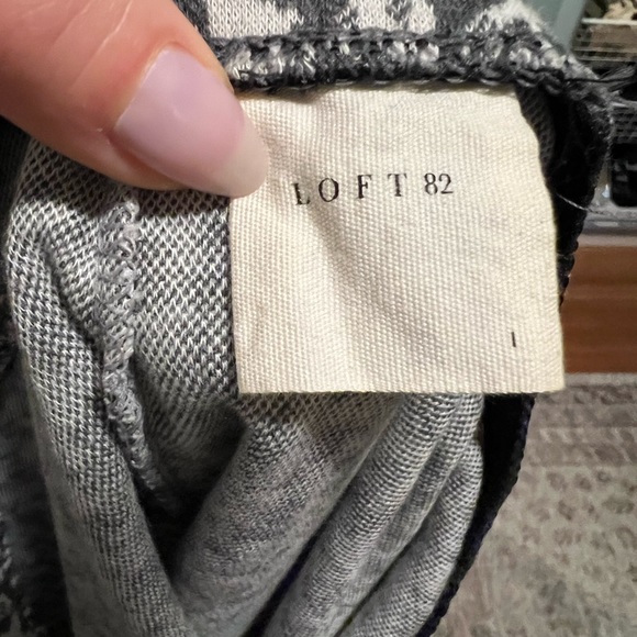 Loft 82 pencil skirt - grey/cream pattern - size 1 (small) - Picture 4 of 4